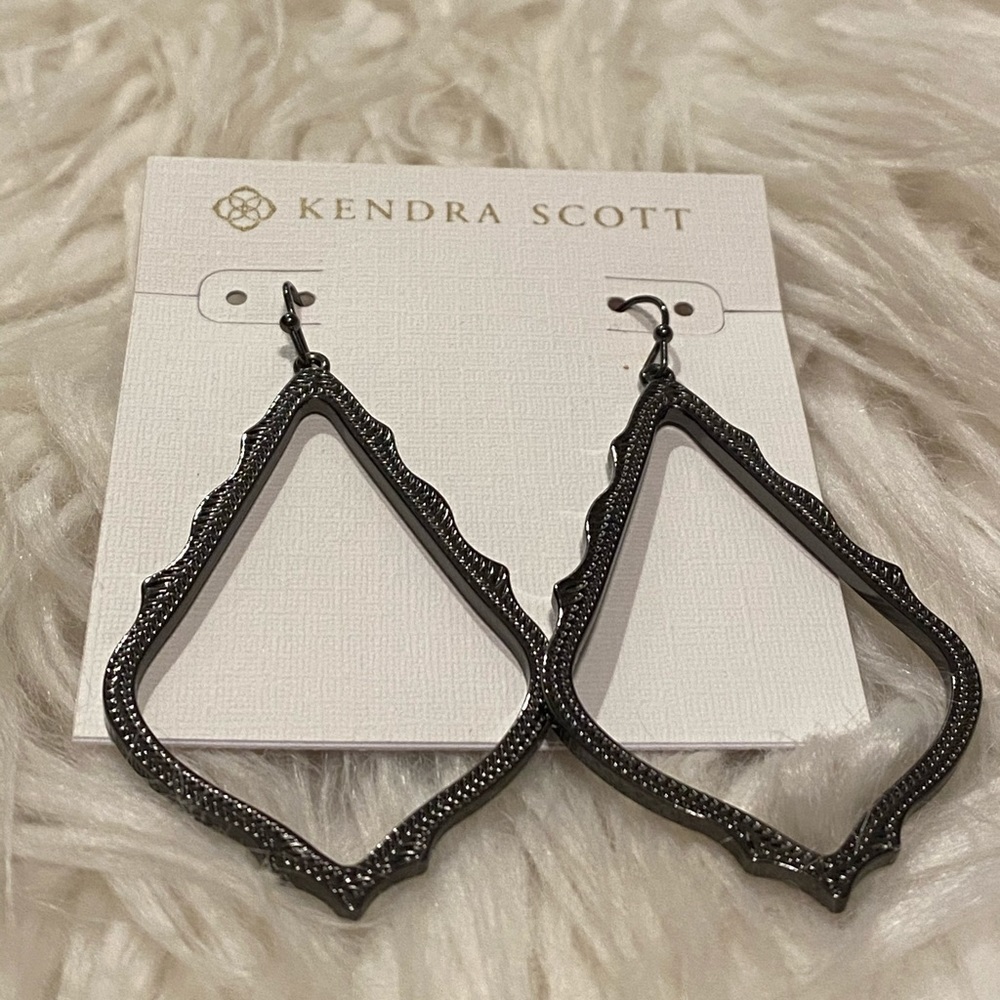 Kendra Scott earrings